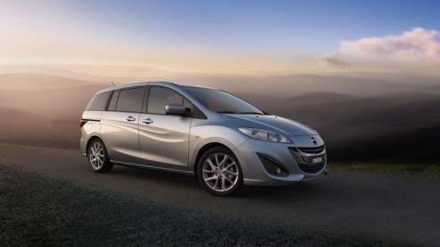Mazda presenteert op de komende Autosalon van Genve de compleet nieuwe Mazda5, een wereldpremire voor deze populaire midi-MPV voor Europese gezinnen met een actieve levensstijl. Om ons niet langer i