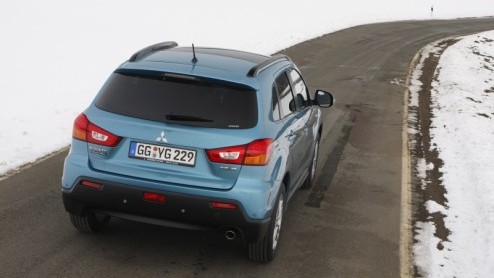 Mitsubishi gaat met de tijd mee en presenteert het type auto van nu: de compacte crossover. De Japanners geven hun eigen spruit de naam ASX en wordt als iets kleiner, maar ook sportiever broertje onde