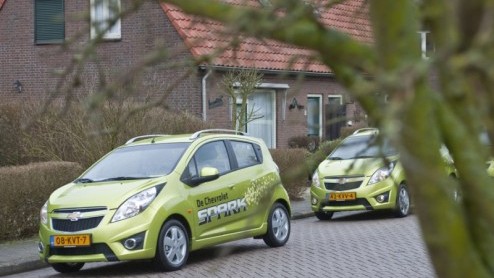 Onlangs vond in Vianen, tijdens een groots Chevrolet-event, de finale van de racegame op het wereldwijde web plaats. De zestig beste (digitale) coureurs mochten die dag in evenzoveel flitsend groen ge