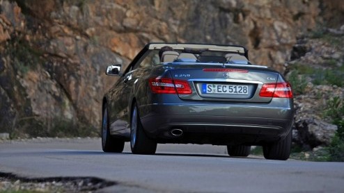 Het valt niet te ontkennen, het voorjaar nadert! En dus weten autoliefhebbers genoeg: tijd voor de cabrio! Mercedes-Benz heeft niet geheel toevallig zojuist de nieuwe E-Klasse Cabriolet gentroduceerd