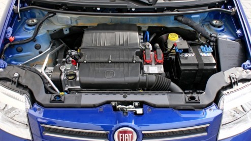 Lage bijtelling, vrijstelling van wegenbelasting en BPM en hoge brandstofprijzen, het zijn allemaal factoren die ertoe bijdragen dat we steeds kleiner en/of zuiniger gaan rijden. Fiat zag met lede o