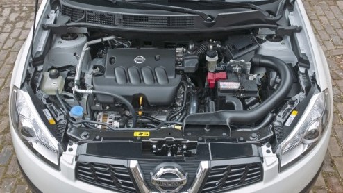 Met het credo behoud door verandering in het achterhoofd zijn de Nissan Qashqai en Qashqai+2 subtiel vernieuwd, of beter gezegd; opgewaardeerd. Verbeterde details in het interieur, een gladdere ne