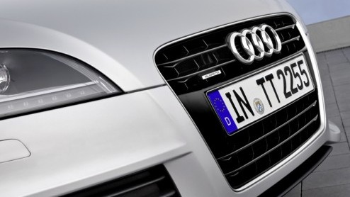 Hij zat er stiekem aan te komen en is nu een feit. Audi presenteert op de de autotentoonstelling van Leipzig de vernieuwde Audi TT en TTS Coup en Roadster. Beide springen in het oog door een nog sche
