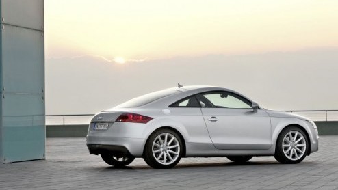 De vernieuwingsdrift van Audi op het gebied van motoren en modellen verloopt al enige tijd in sneltreinvaart. En met de steeds strenger wordende regelgeving en het eigen levensmotto Voorsprong door t