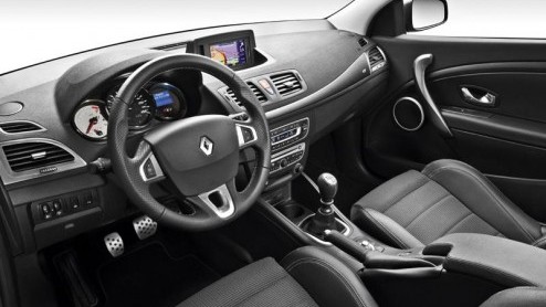 Met de Mgane GT en GT Line introduceert Renault twee nieuwe sportief getinte modellen met Renault Sport Technologies. Verpakt als Hatchback, Coupe, Estate of Cabriolet slaan de uitgedoste modellen ee