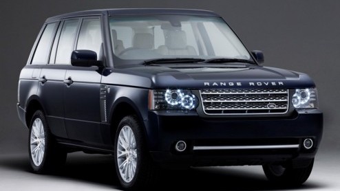 Met ingang van dit najaar heeft Range Rover een nieuwe aandrijflijn voor haar befaamde topmodel beschikbaar. Het is de splinternieuwe 4.4 TDV8 biturbodieselmotor met liefst 313 pk en achttrapsautomaat