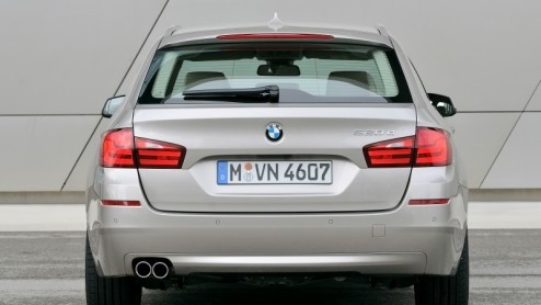De introductie van de nieuwe 5-serie heeft BMW geen windeieren gelegd. Sinds jaren heeft de Vijf weer de koppositie in het segment weten te bemachtigen. Met de komst van de Touring lijkt het marktleid