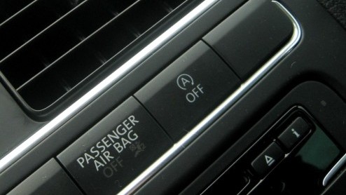 In 2009 was gemiddeld 13 procent van de nieuwe autos in de Benelux uitgerust met start/stop-techniek. Een jaar eerder schommelde dat percentage tussen de drie en zes procent. Dat blijkt uit gegevens