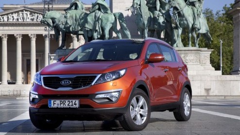 Kia is maar wat trots op de vorige generatie Sportage, die zeker in de beginjaren niet aan te slepen was. Gezien de huidige marktsituatie met een groeiend SUV C-segment zijn we ervan overtuigd dat de
