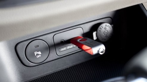 Kia is maar wat trots op de vorige generatie Sportage, die zeker in de beginjaren niet aan te slepen was. Gezien de huidige marktsituatie met een groeiend SUV C-segment zijn we ervan overtuigd dat de