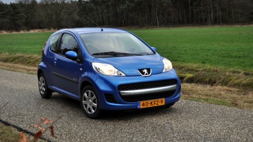 In juli 2010 zijn er 38.603 nieuwe personenauto's geregistreerd in ons land. Een stijging van 15,2 procent ten opzichte van juli vorig jaar. Bij de best verkochte merken gaat Volkswagen met de hoofdpr