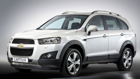 Chevrolet heeft de Captiva bijgepunt. De facelift gaat trouwens verder dan louter een nieuwe neus a la de Orlando MPV. Het machinepark is namelijk ook onder handen genomen.