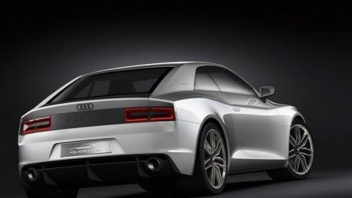 En wat heeft Audi in huis op de Salon van Parijs? De Audi quattro concept! Een zeer sportief studiemodel met 408 pk uit vijf cilinders, als hommage aan de allereerste Audi quattro die 30 jaar geleden 