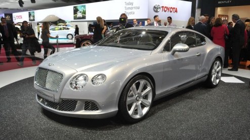 De Parijse autosalon heeft dit weekend zijn deuren voor het grote publiek geopend. We zijn uiteraard ook even een kijkje gaan nemen en hebben diverse primeurs, bijzondere studiemodellen en aankomende