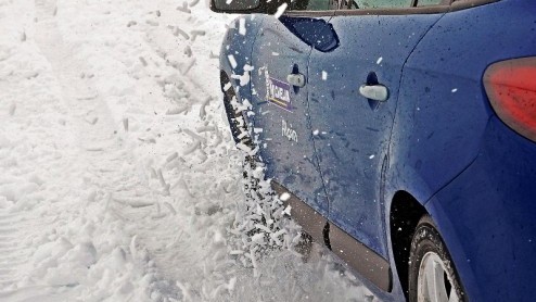 Het winterbandenseizoen komt er weer aan en dat was voor de Consumentenbond het moment om in internationaal verband een test aan winterbanden te wijden. De organisatie nam dit jaar de maat 15 en 17 in