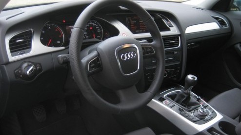 Bij Audi kan kilometervretend Nederland nu zeer interessant zaken doen. In navolging van de A1 en A3 heeft voortaan ook de A4 - dankzij een pakket efficinte maatregelen - een streepje voor op de conc