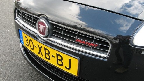 Als je op de naam af moet gaan, lijkt de nieuwe Fiat voor de compacte middenklasse een stapje terug, want die heet weer Bravo. Maar in werkelijkheid zijn het twee stappen vooruit, vooral bij het desig