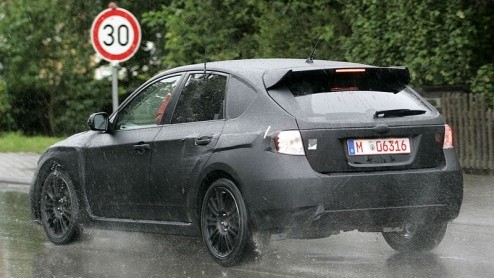 De civiele versies van de nieuwe Subaru Impreza komen dit najaar al naar ons land, maar de liefhebbers kijken natuurlijk vooral reikhalzend uit naar de sterkste versie. Nou, die is ook onderweg, want