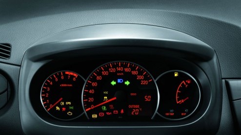 De nieuwe Cuore van Daihatsu belooft zo zuinig te zijn dat de Nederlandse importeur van de introductie voor ons een zuinigheidswedstrijdje heeft gemaakt. Maar geen enkele deelnemer weet met de zuinig