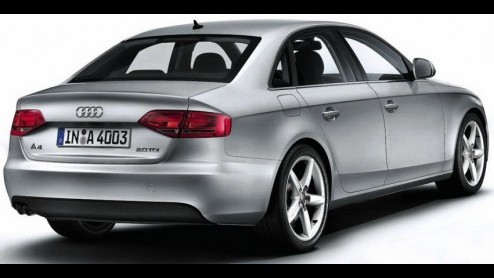 Het is weer eens zover: het nieuws over een nieuwe auto is voortijdig uitgelekt. Audi had de nieuwe A4 nog even geheim willen houden, maar dat is dus niet gelukt. Dit is 'm in volle glorie.