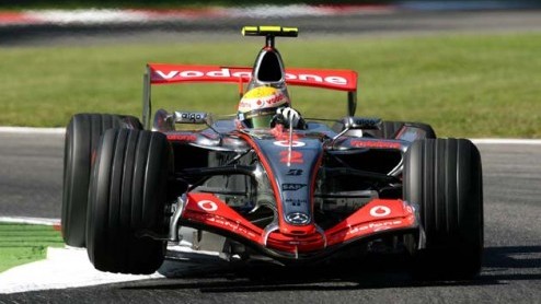 Op het onbekende circuit van Fuji is dit weekend de Grand prix van Japan verreden. Weinig coureurs hebben op het circuit met het langste rechte stuk van het seizoen (1400mtr) gereden. Alleen Adrian Su