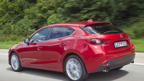 Nieuwe Mazda3 rijdt van zijn roots naar de IAA Frankfurt in Mazda Route3  Hiroshima to Frankfurt Challenger Tour 2013 .