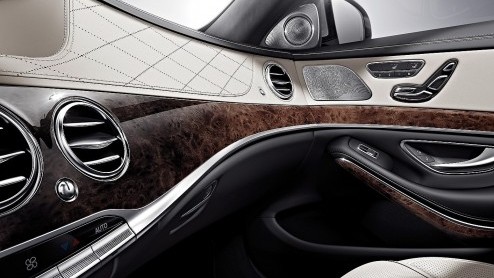 Nieuwe Mercedes-Benz S-Klasse laat zich al zien.