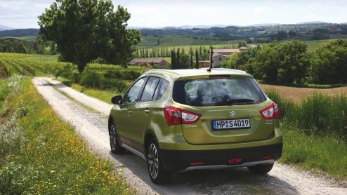 Eerste autotest nieuwe Suzuki SX4 S-Cross, die vanaf september bij de dealer staat.