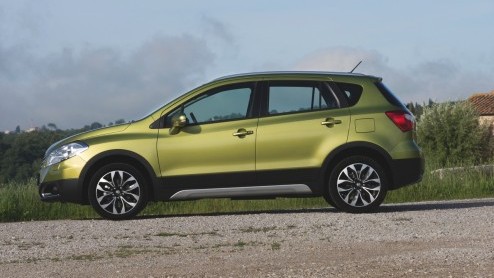 Eerste autotest nieuwe Suzuki SX4 S-Cross, die vanaf september bij de dealer staat.