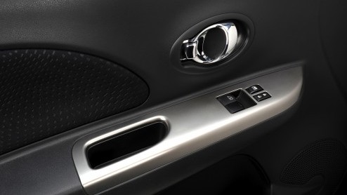 Nissan Micra K13 facelift 2013 met ex- en interieurwijzigingen gepresenteerd.