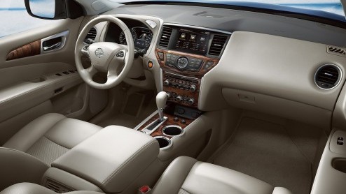 Stukje bij beetje naderde de Nissan Pathfinder zijn debuut in Detroit. En nu is de luxe terreinreus geen geheim meer. Nou ja, voor een groot deel dan. Het is nog een 'Concept'.