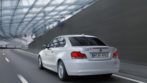 Volgende week geeft BMW het startsein voor een praktijktest met de 1 Serie ActiVeE in Nederland. Op 2 februari wordt het eerste exemplaar uit een reeks van dertig officieel de weg op gestuurd. Gelijkt