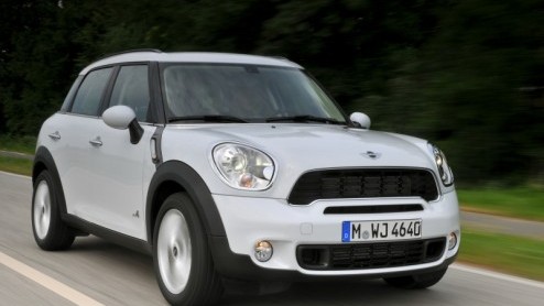 Het was al een beetje uitgelekt maar is nu officieel wereldkundig; Mini introduceert de Cooper SD, de nieuwe topdiesel-uitvoering met extra sportief DNA. Voorzien van een 143 pk sterke tweeliterdiesel