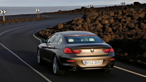 Audi had altijd de naam d grote meester te zijn in het vullen van alle gaatjes in het leveringsprogramma, BMW doet dat inmiddels tenminste zo vaak  en dan met tandheelkundige precisie. Het jongste v
