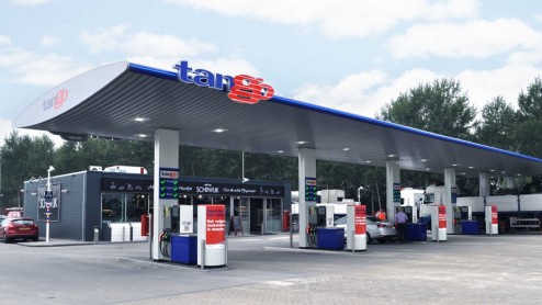 Tango breidt de prijzenslag tussen tankstations uit naar snelweg.