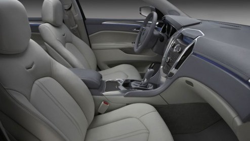 Cadillac presenteert de Provoq concept. Dit studiemodel is van formaat midi-SUV, maar de Amerikanen spreken van een crossover. Het luxemerk laat de Provoq aandrijven door een brandstofcel, gevoed door