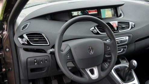 Renault heeft een nieuwe dieselmotor ontwikkeld. Slechts 1.6 liter groot, maar met een vermogen van 130 pk en 320 Nm de krachtigste in zijn klasse. Het blok heeft zowaar Formule 1-genen. We reden de n