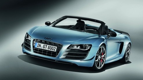 Na 333 exemplaren gebouwd te hebben van de Audi R8 GT coupe introduceert de Duitse fabrikant de topless versie. Rond het Zuid-Duitse Ingolstadt (de thuishaven van Audi, nabij Mnchen) maakten we de ee
