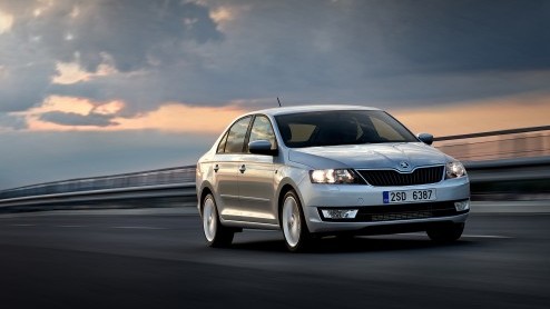 Medio januari 2013 staat de nieuwe Skoda Rapid bij de dealer. De compacte Tsjech heeft de ruimte van een klasse hoger maar de prijs van een klasse lager want hij kost 14.190 euro. En de bijtelling? Va