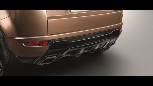 Land Rover heeft een reeks updates in petto voor de Range Rover Evoque. Zo debuteert een 9-traps automaat en komt de zogeheten Active Driveline beschikbaar, ofwel vierwielaandrijving on demand.