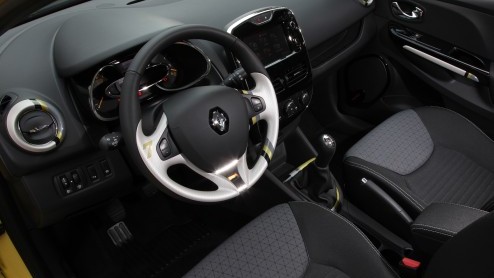 De nieuwe Renault Clio was zeker een van de belangrijkste nieuwtjes op de Mondial. Het is de eerste Renault die tot stand kwam onder supervisie van Renaults nieuwe designchef, de Nederlander Laurens