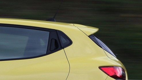 De nieuwe Renault Clio was zeker een van de belangrijkste nieuwtjes op de Mondial. Het is de eerste Renault die tot stand kwam onder supervisie van Renaults nieuwe designchef, de Nederlander Laurens