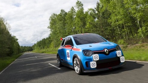 Geen Renault TwinFun maar Twin'Run. De TwinRun is een racertje met 3.5 V6 die 320 pk levert. Dat is pas een hot hatch. Voorproefje Renault Twingo.