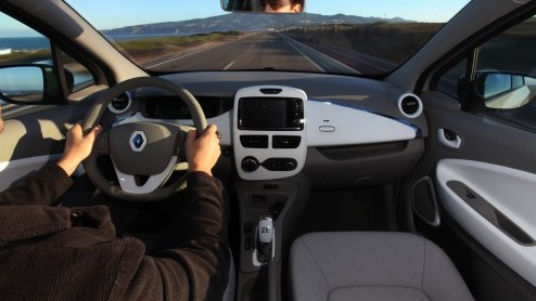 Autotest Renault ZOE, de vierde elektrische auto van Renault in de Z.E. familie. Compact en toch relatief ruim.