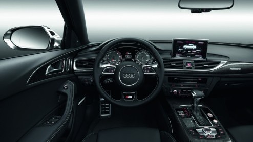 Audi treedt alvast naar buiten met eigen IAA-nieuws. Op de beurs in Frankfurt staat volgende maand onder andere de nieuwe Audi S6 en S6 Avant. Hierbij debuteert onder meer een nieuwe V8 biturbo.