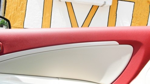 Als het weer eens echt zomer is moet je het er gewoon van nemen. Renault stuurde ons daarom met alle plezier op pad in een Mgane Coup-Cabriolet Floride, de exclusief uitgevoerde cabrio met inklapb