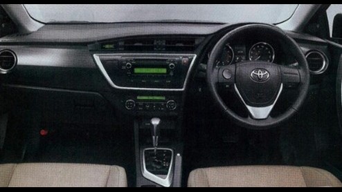 Niet alleen buiten druppelt het, ook bij het dealernetwerk van Toyota valt wel her en der wel eens een spatje. De brochure van de Japanse versie van de nieuwe Auris is namelijk op internet gelekt. Het