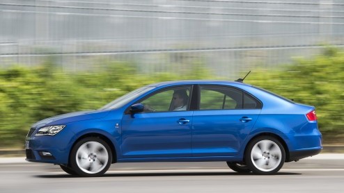 Als Skoda met een nieuwe model komt, laat een vergelijkbare Seat meestal niet lang op zich wachten  of omgekeerd. Maar wat zijn de verschillen tussen de Rapid en de Toledo? Robbert Keegel heeft ze nu