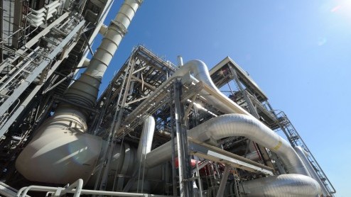 Shell heeft vandaag een nieuwe brandstof gepresenteerd voor zakelijke dieselgebruikers en de transportsector: Shell GTL fuel. Deze gas-to-liquids-brandstof is veel schoner en daardoor een verademing v