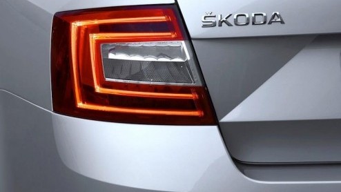 Morgen komt Skoda met officieel beeldmateriaal van de nieuwe Octavia op de proppen. Toch zijn er nu al een paar beelden via het internet gelekt, waardoor we alvast een sneak preview hebben.
